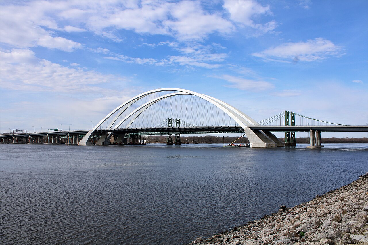 The twin arches of the I-74 bridge crossing the Mississippi River between Moline and Bettendorf